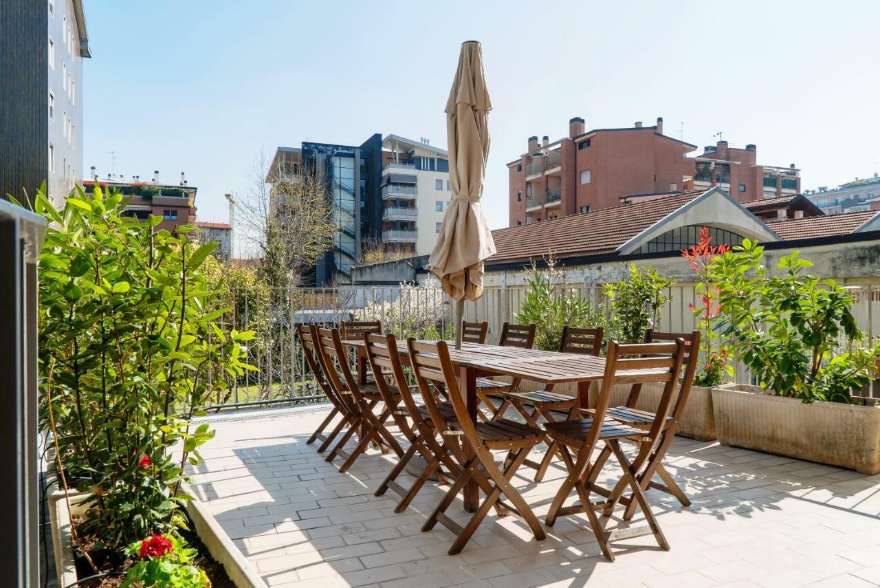 Four Bedroom Villa Near Metro 밀라노 외부 사진