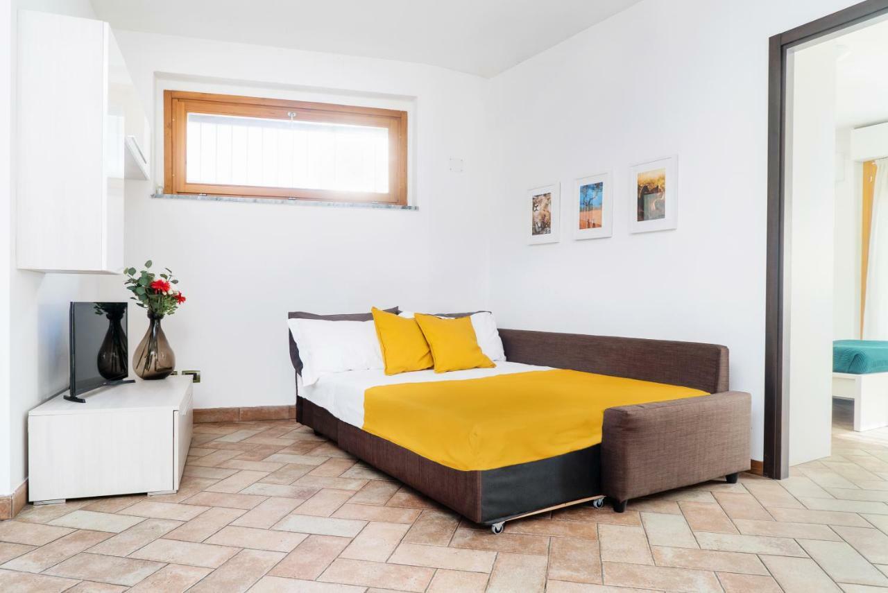 Four Bedroom Villa Near Metro 밀라노 외부 사진