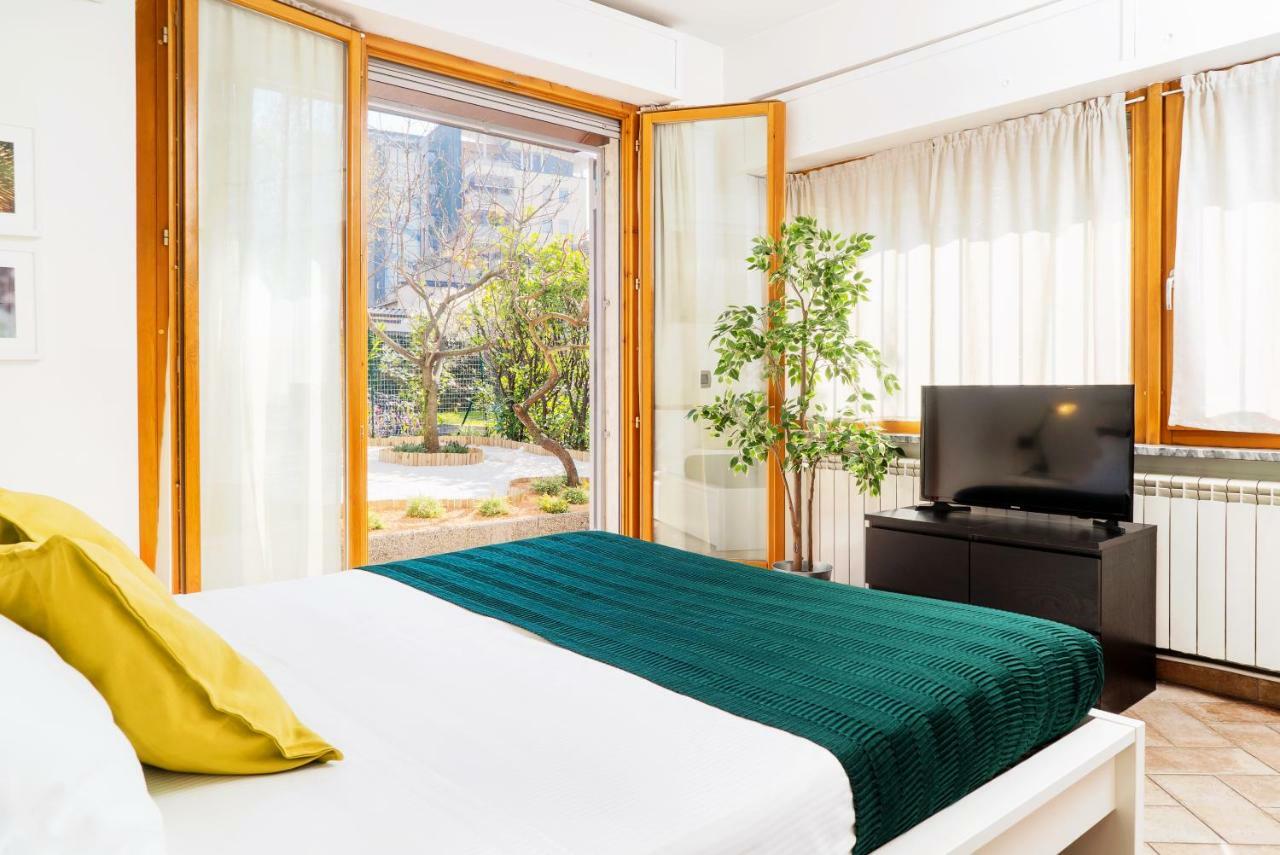 Four Bedroom Villa Near Metro 밀라노 외부 사진