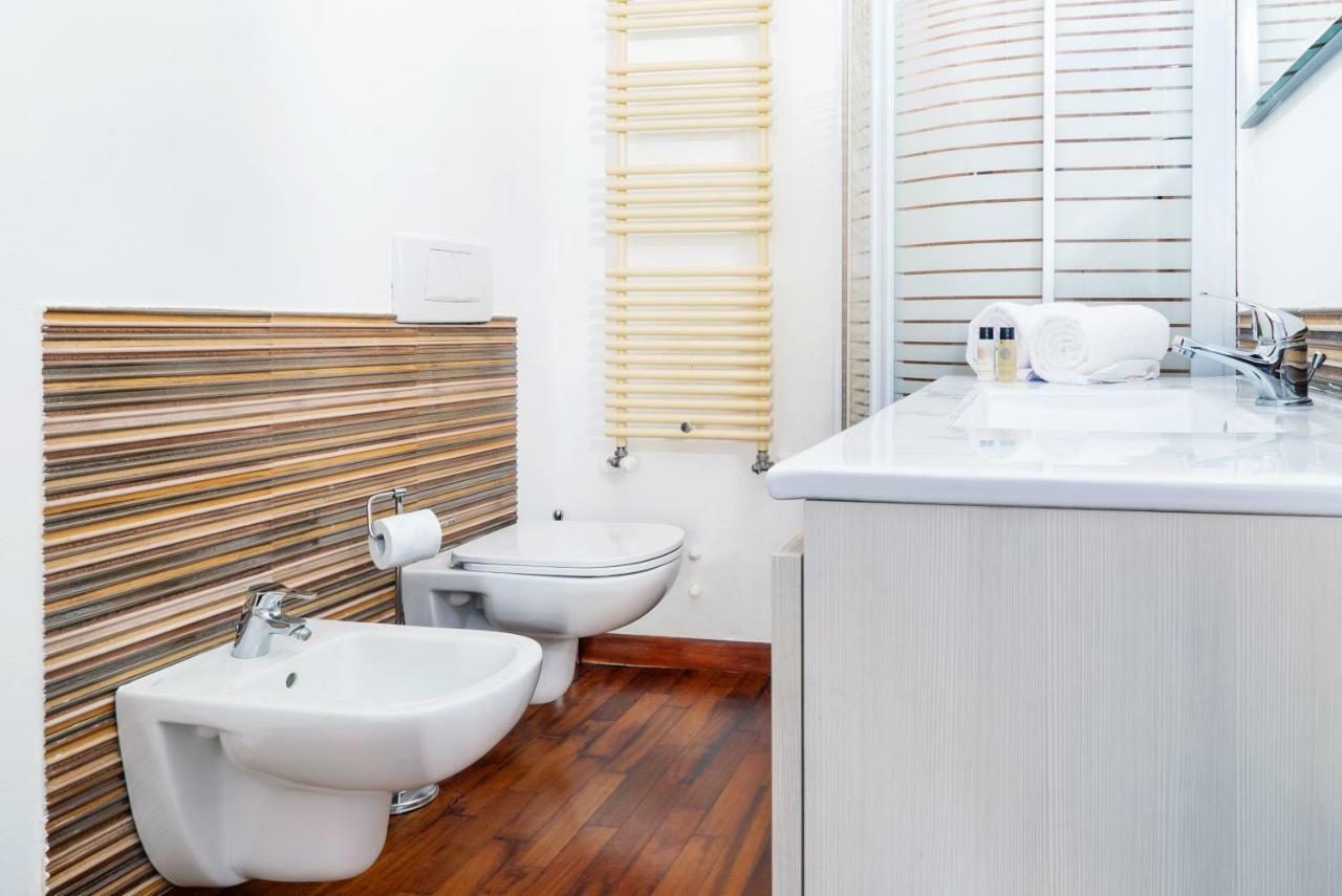 Four Bedroom Villa Near Metro 밀라노 외부 사진